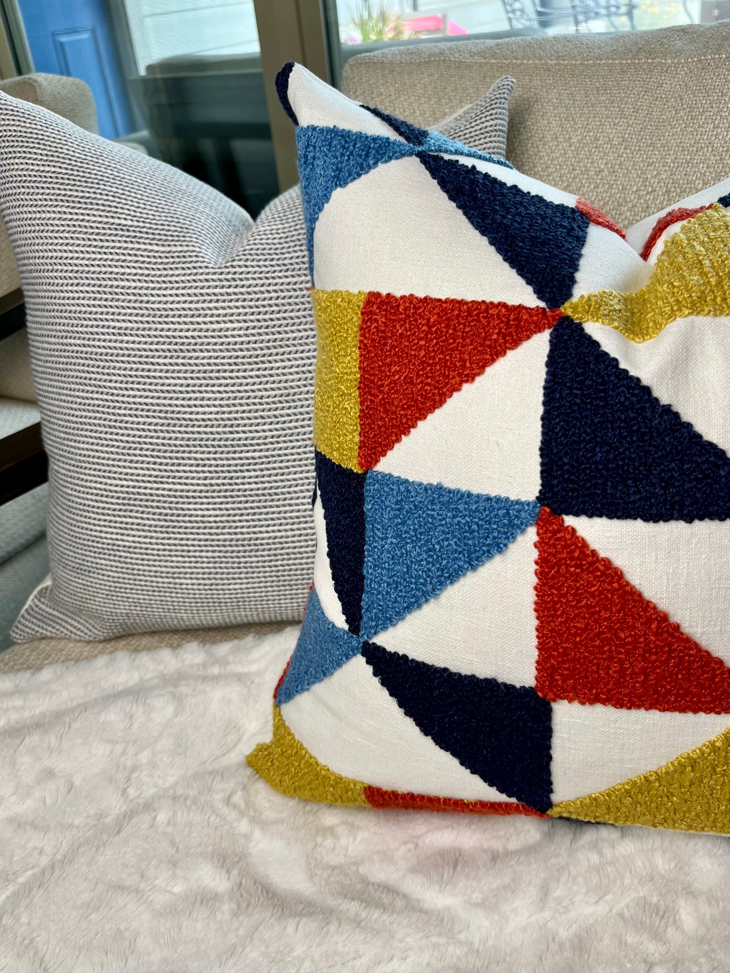Harper Multicolored Tufted Triangles and Squares