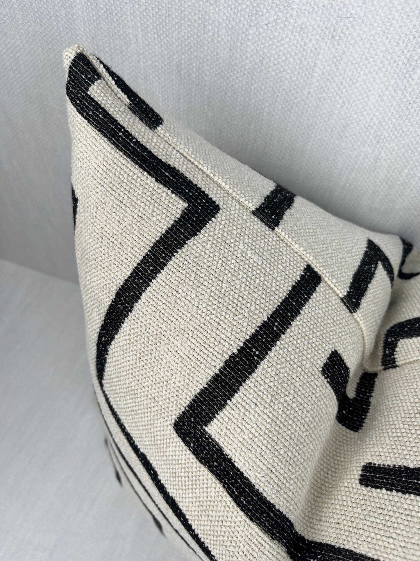 Leo Black and Cream Contemporary Pillow Cover