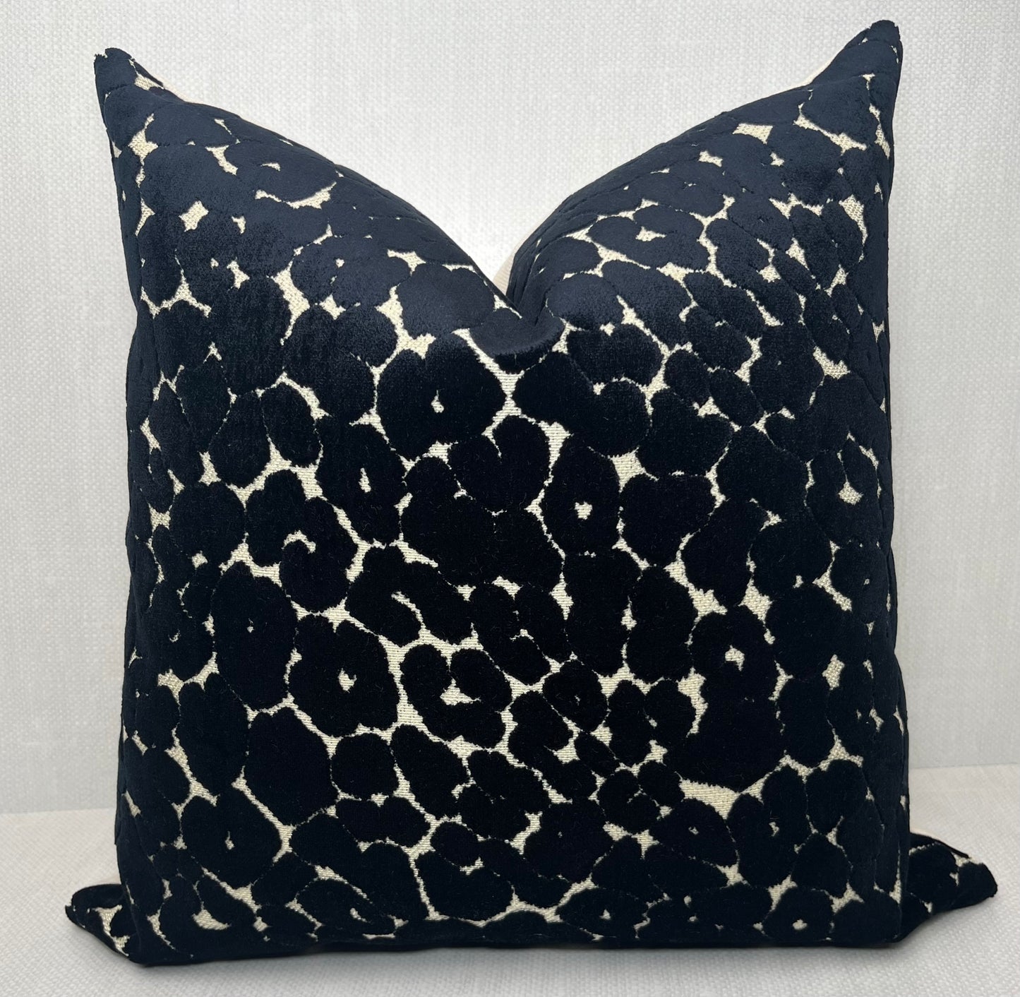 Grace Black Cheetah Velvet Throw Pillow Cover