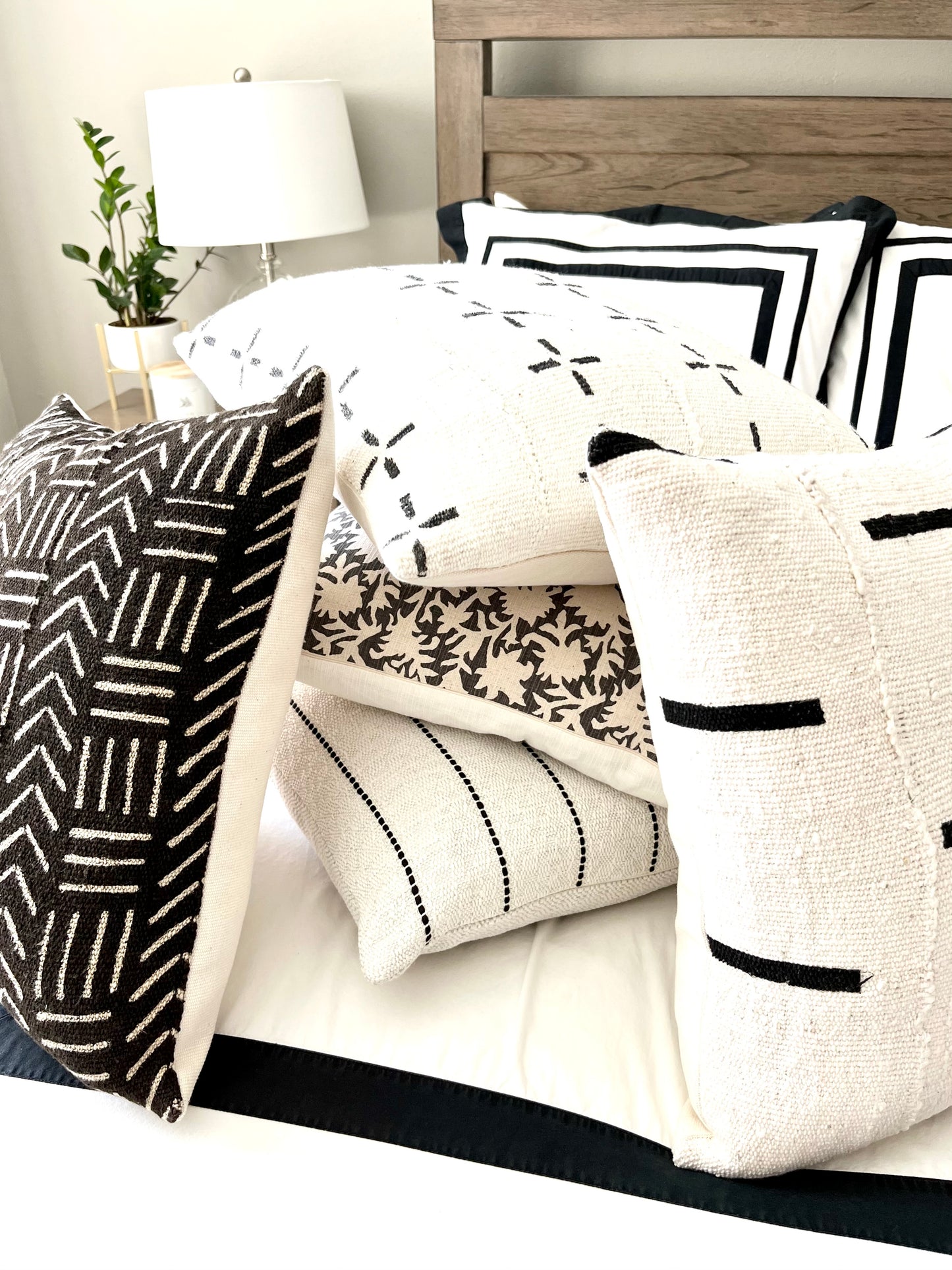 Mina White with Black Dashes African Mud Cloth Pillow Cover, Authentic Malian Mudcloth