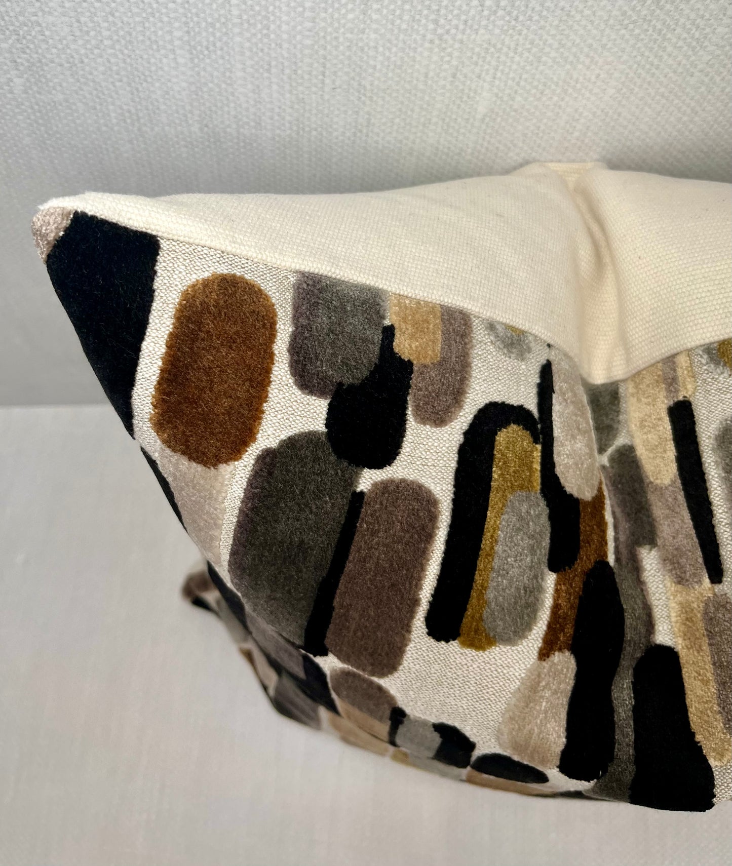 River Geometric Oval Pillow Cover