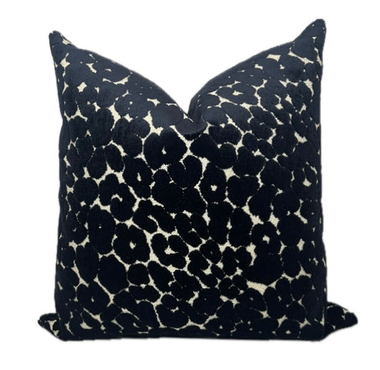 Grace Black Cheetah Velvet Throw Pillow Cover