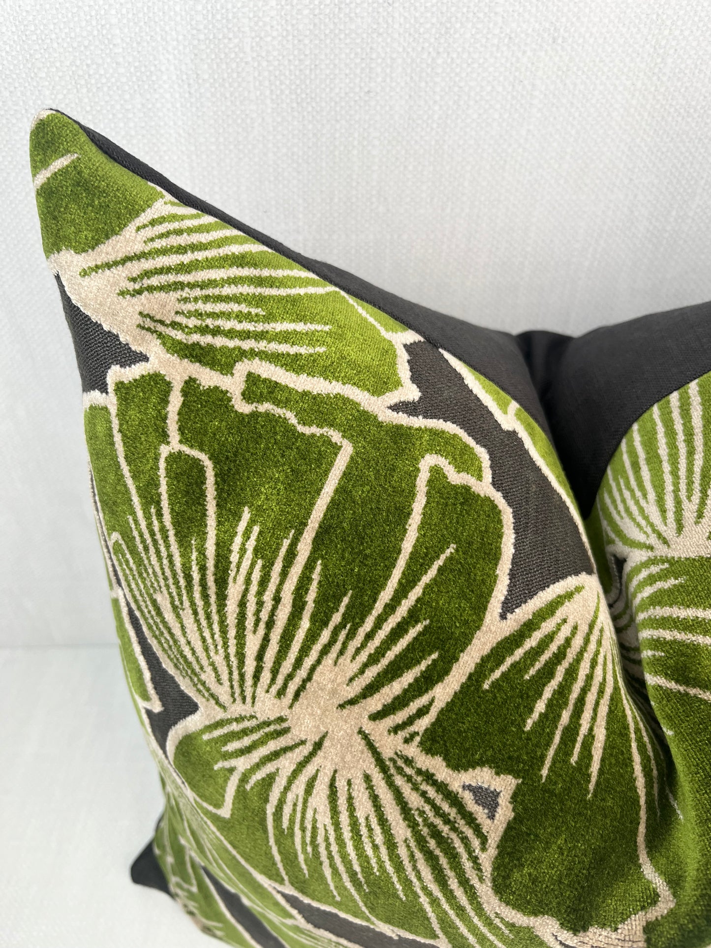 Sylvia Emerald Green Ginkgo Leaf Velvet Pillow Cover - Art Deco Botanical
